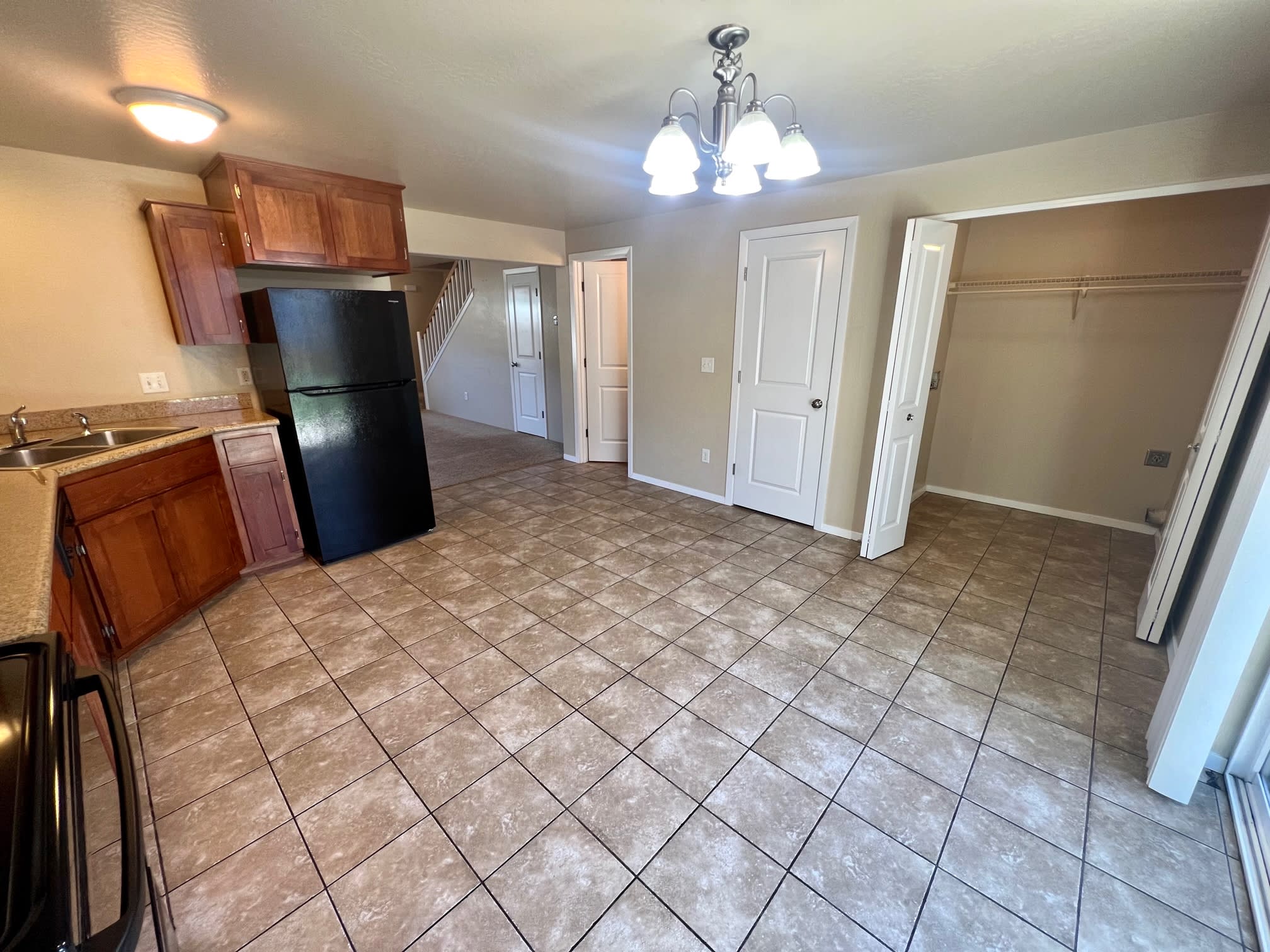 173 North Royal Avenue – photo 3