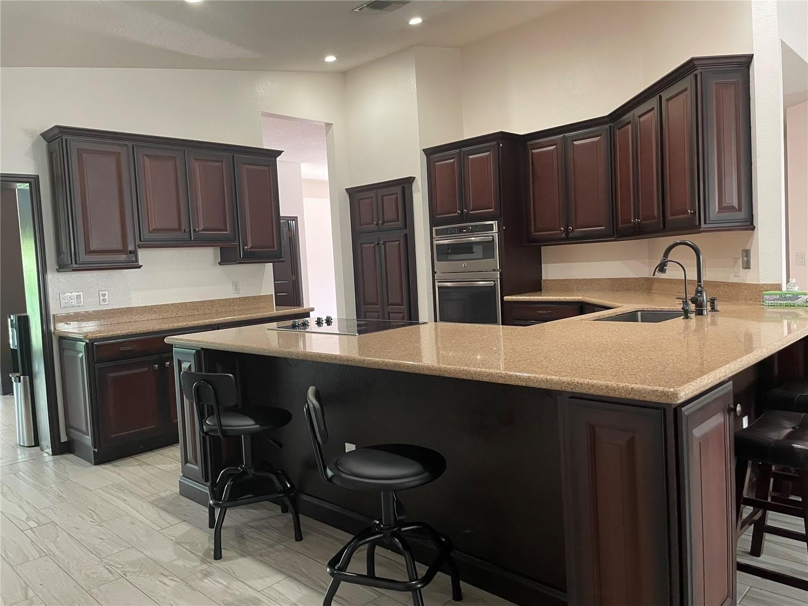 1858 N PRAIRIE DUNES Court – photo 4
