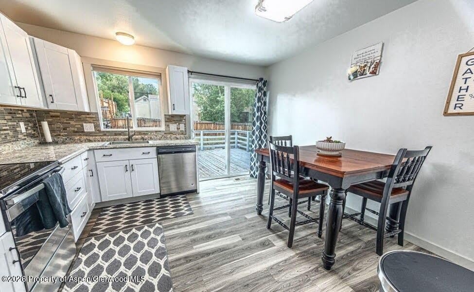 821 Exmoor Road – photo 3