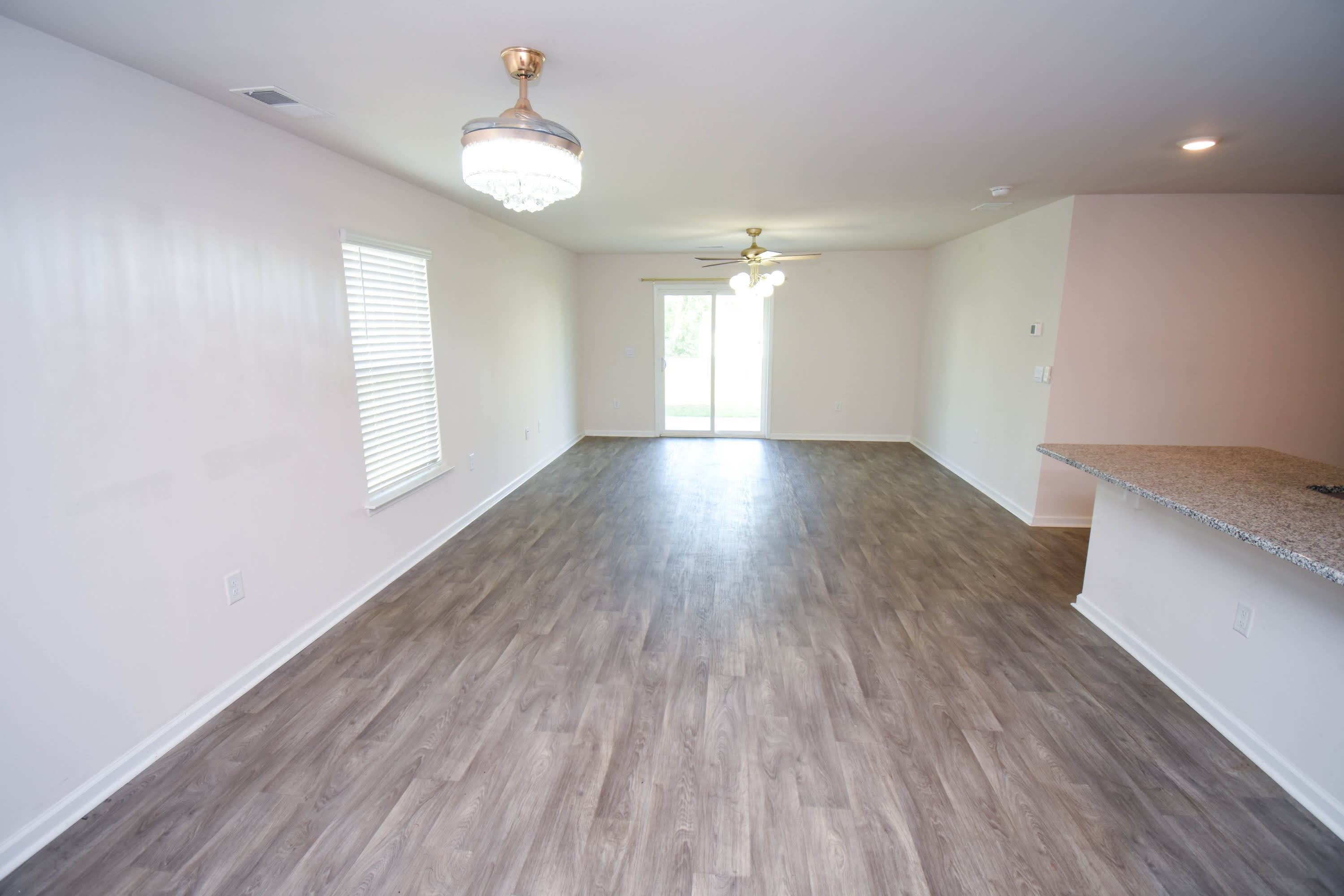 6619 Colonial Drive – photo 3