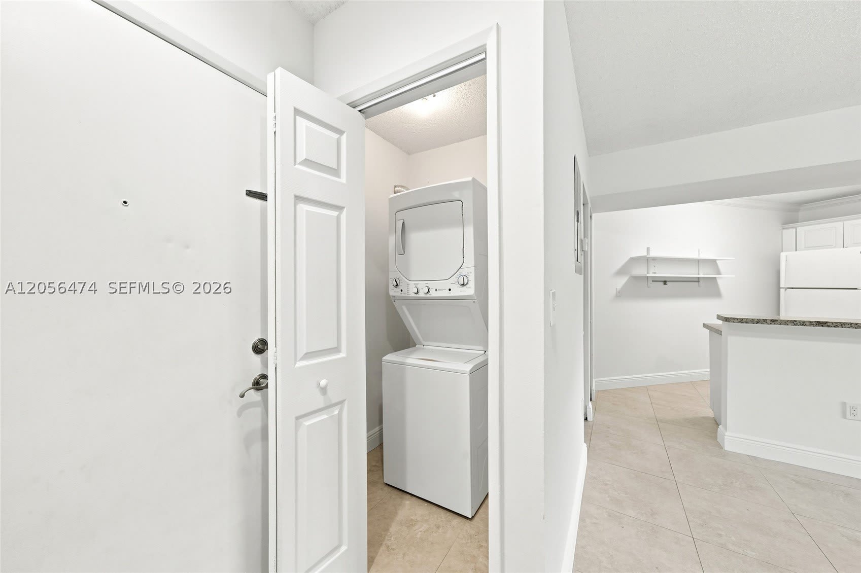 9735 Fontainebleau Blvd – photo 2