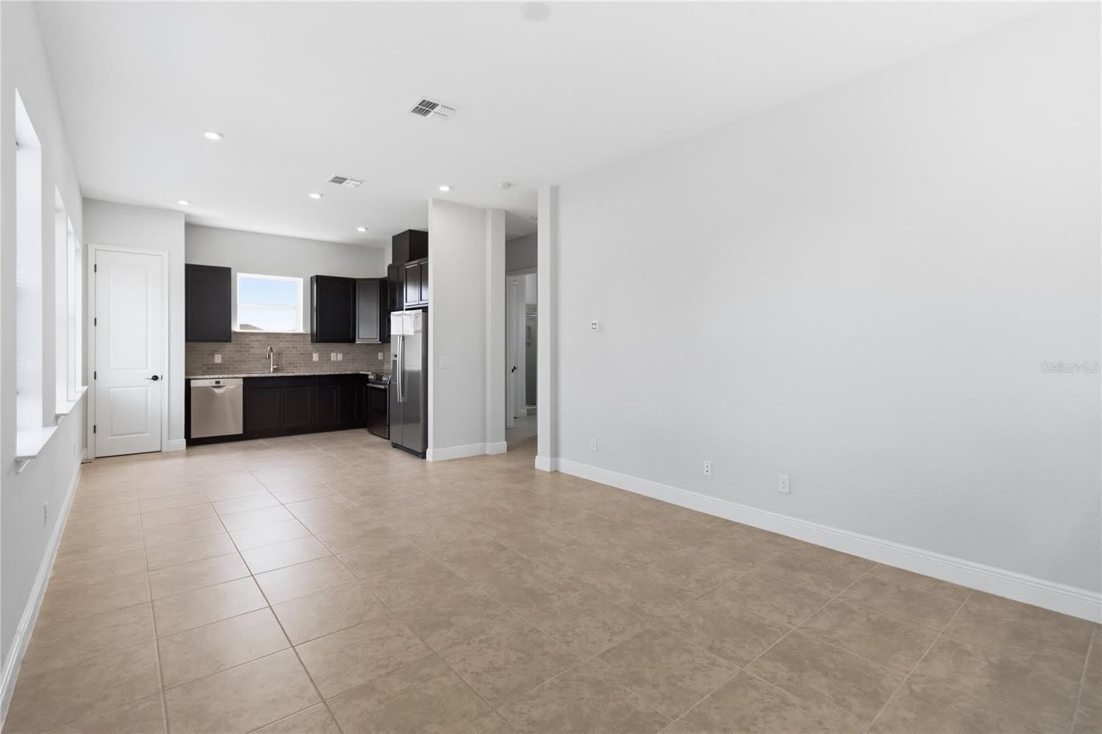 13030 STODDART Avenue – photo 5