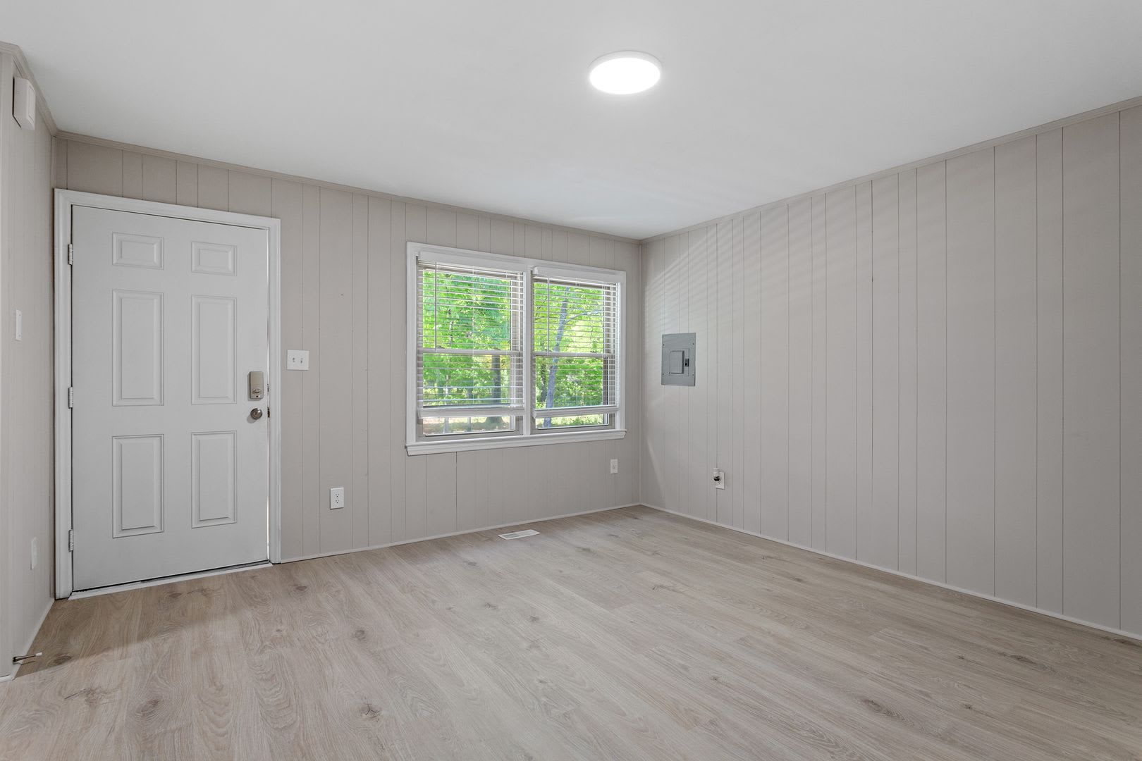 Newly Renovated Apartments near Downtown Durham – photo 4