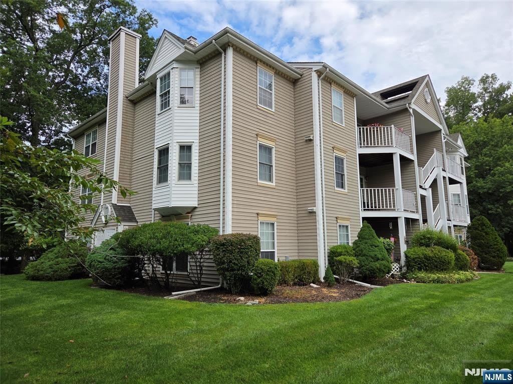 620 Plum Terrace – photo 2