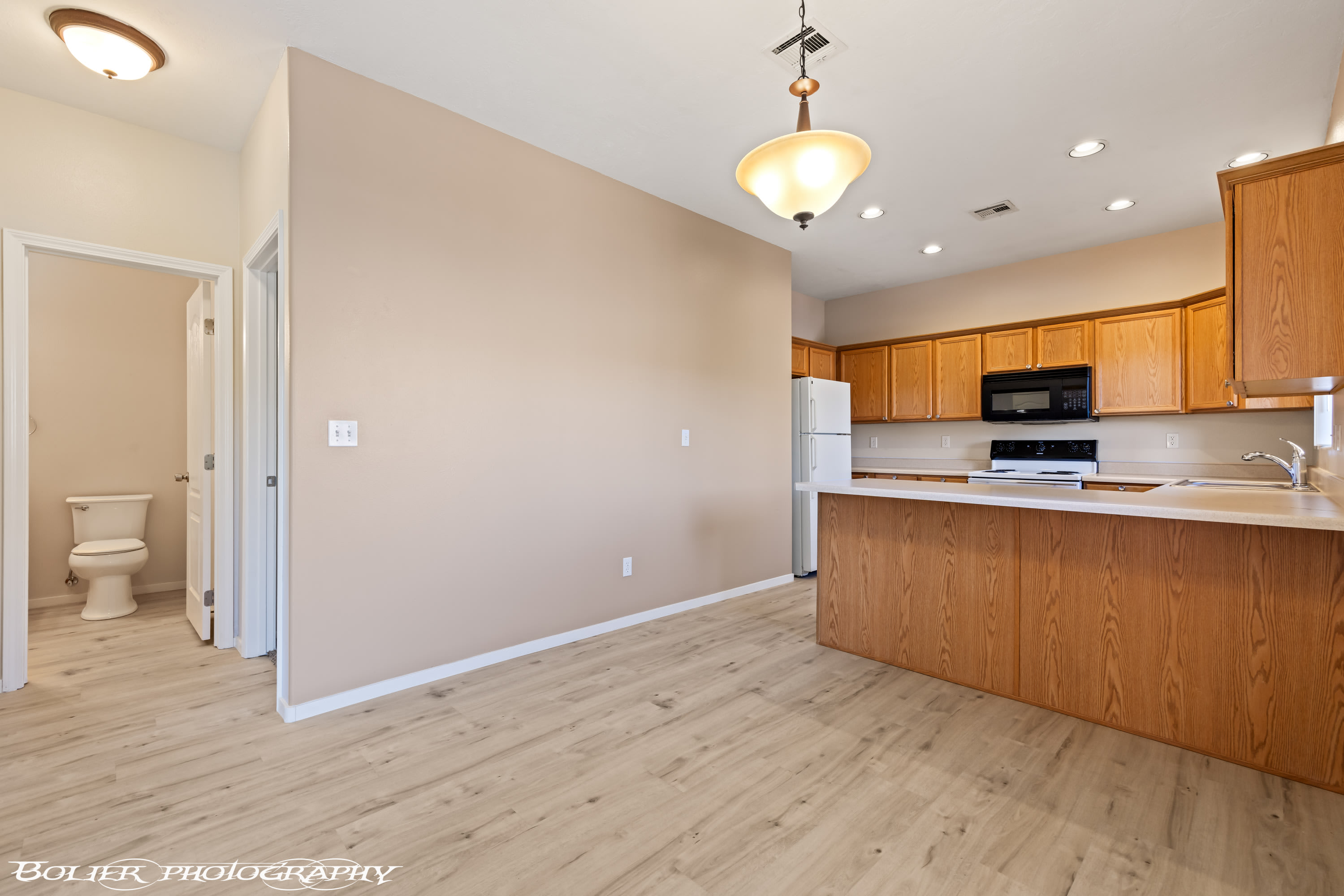 724 Hardy Way – photo 4