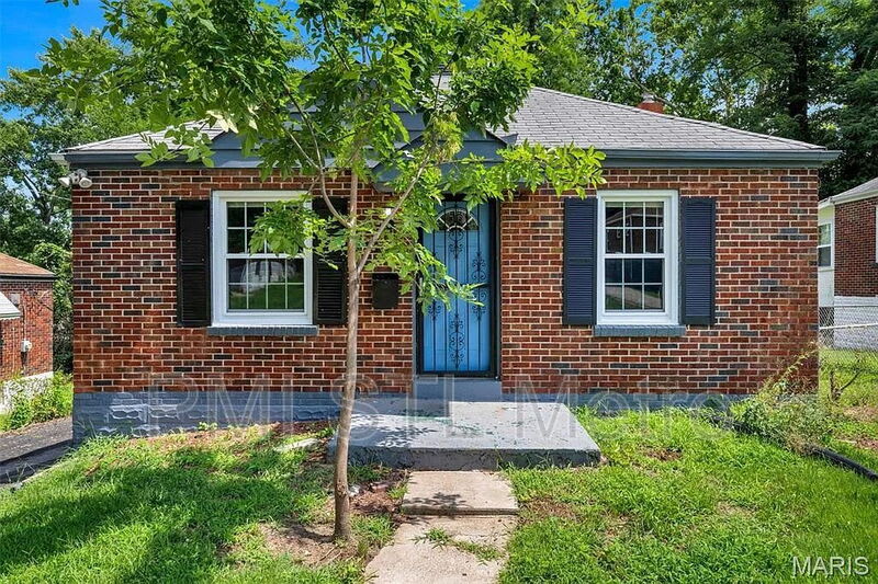 5212 Fletcher Street – photo 1