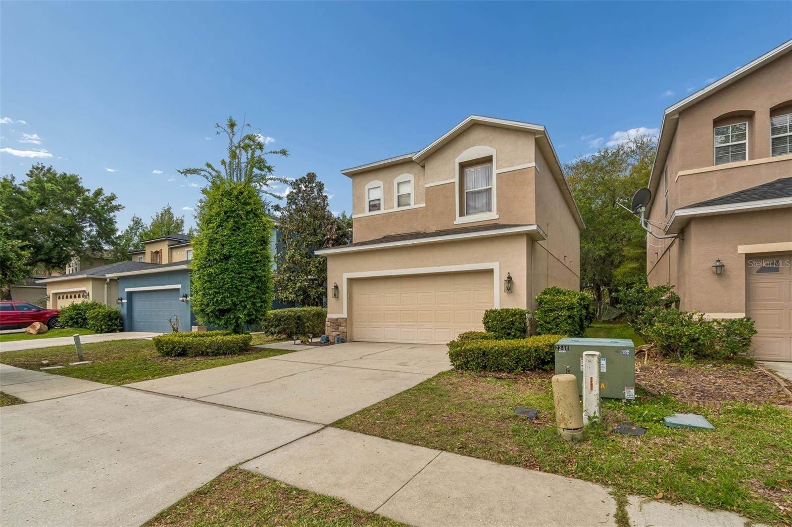 2401 Silvermoss Drive – photo 3