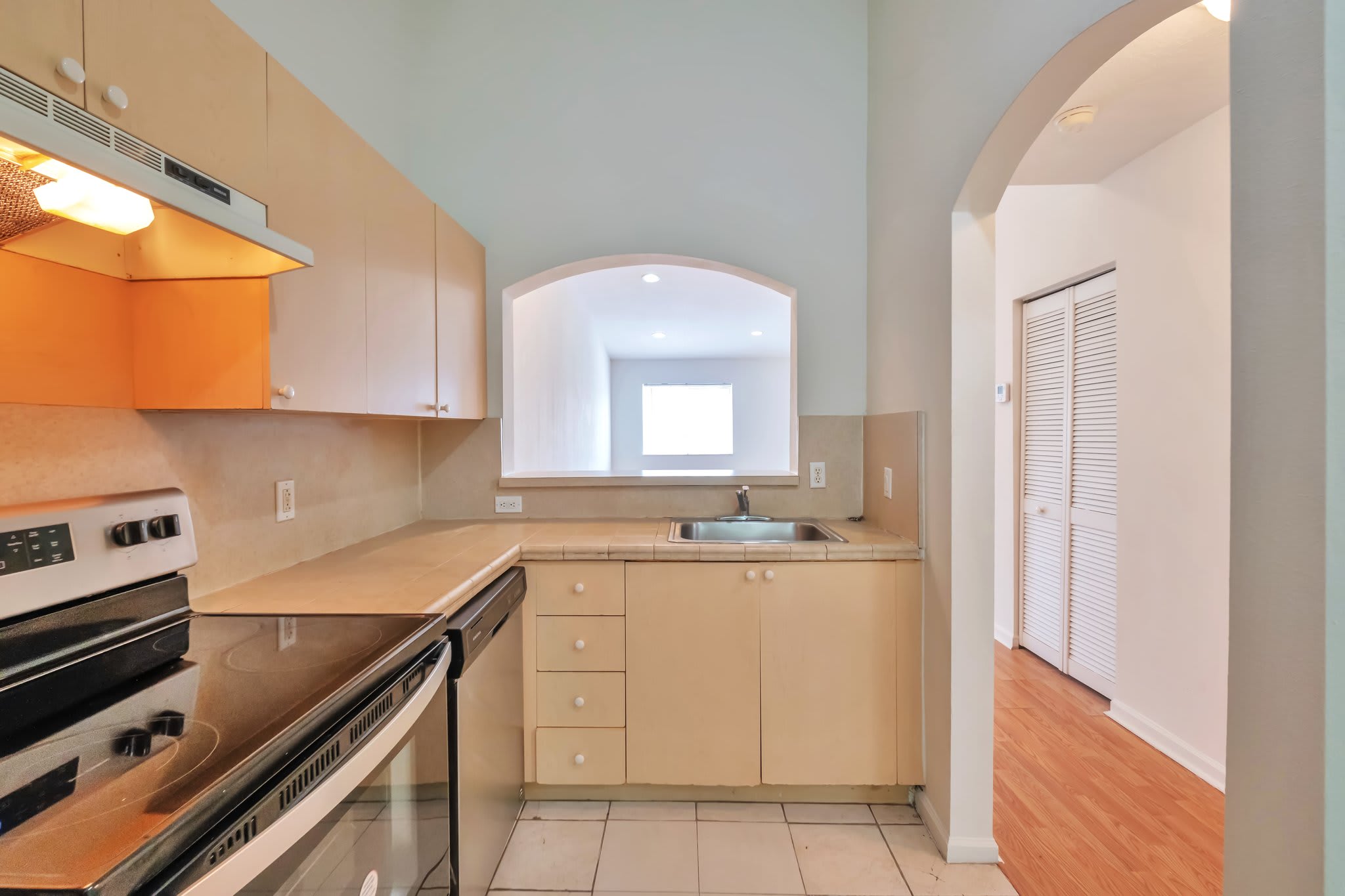 3504 Briar Bay Blvd Apt 205 – photo 4