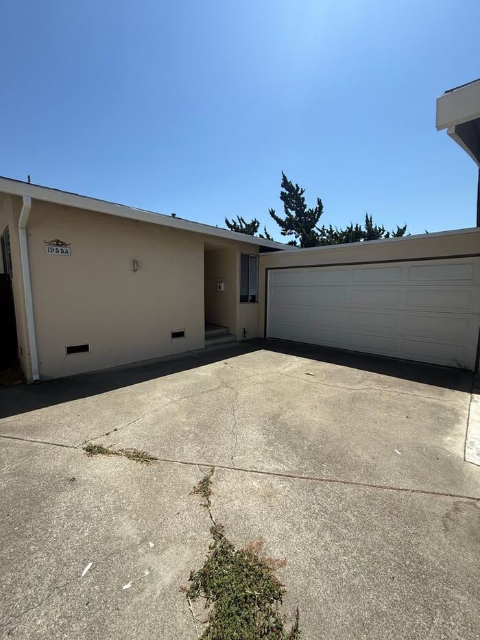 19554 Center Street – photo 1