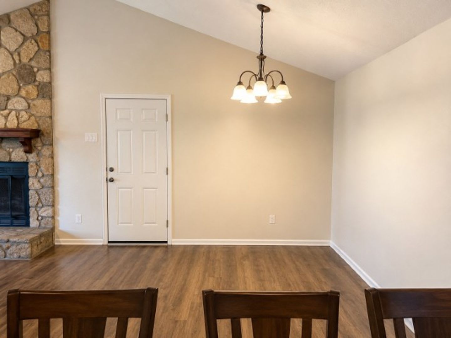 1820 6 Tryon Drive – photo 4