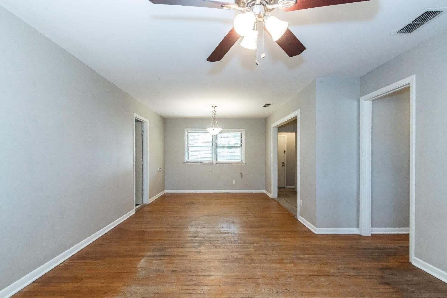 4212 42nd Street – photo 3