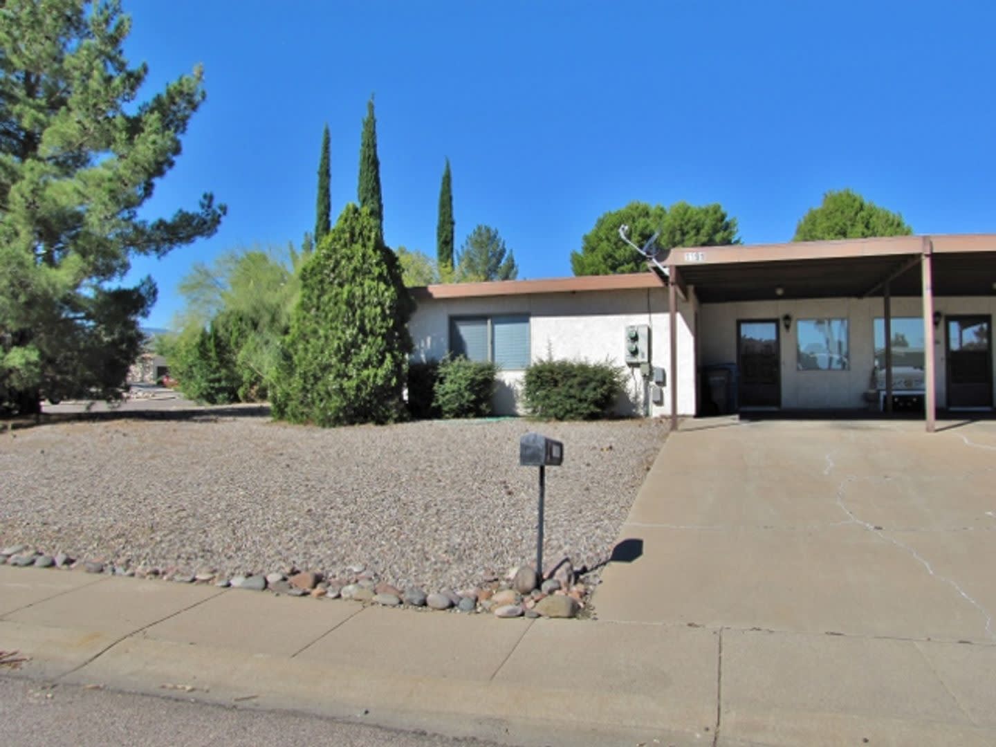 2BR/1BA/1CP, 1124 sq.ft condo in Sierra Vista, AZ – photo 1