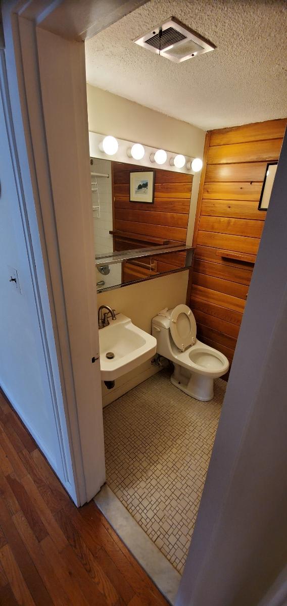 77 Trowbridge St. – photo 4