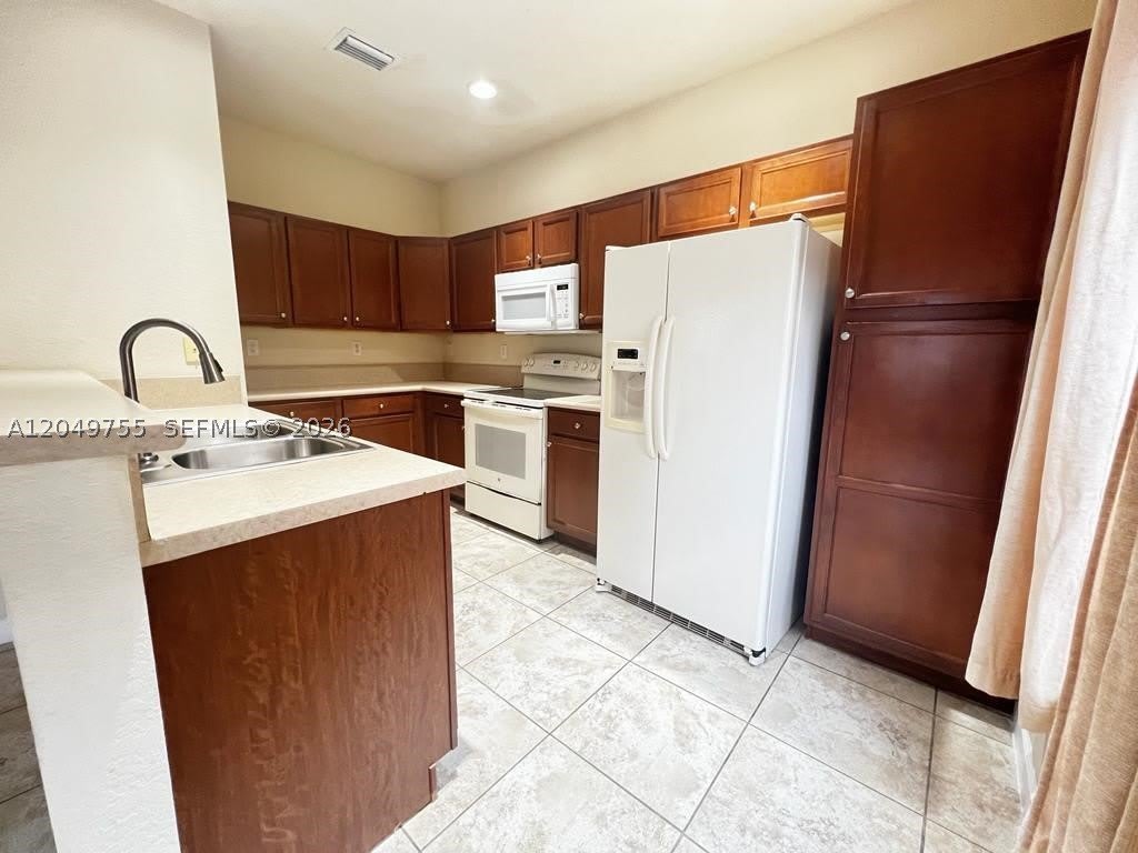 17001 Sw 96Th St – photo 3