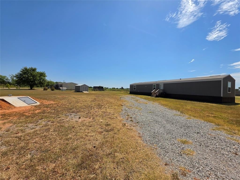 8607 N Bryan Road – photo 3
