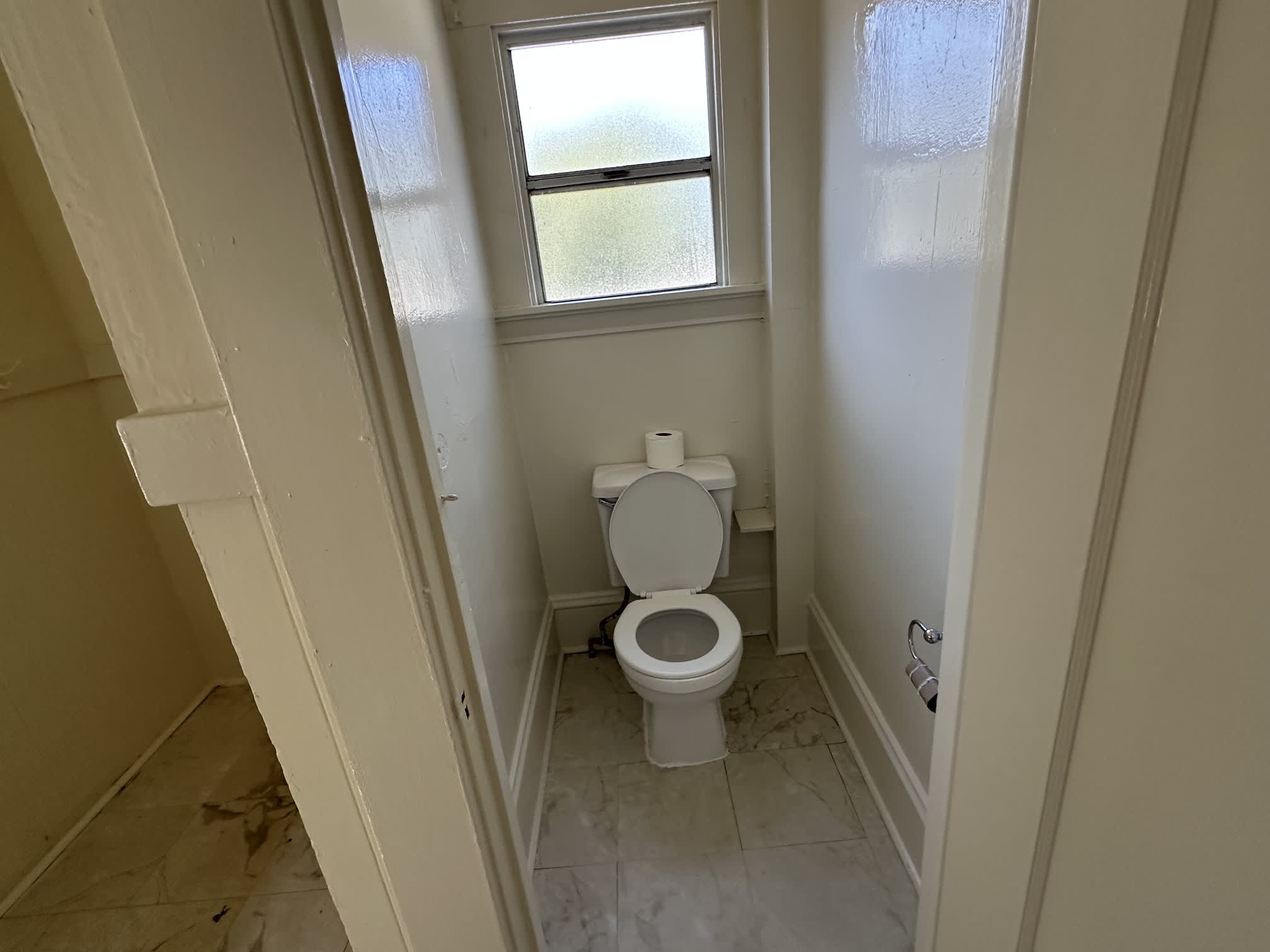 809 Haight Ave – photo 4