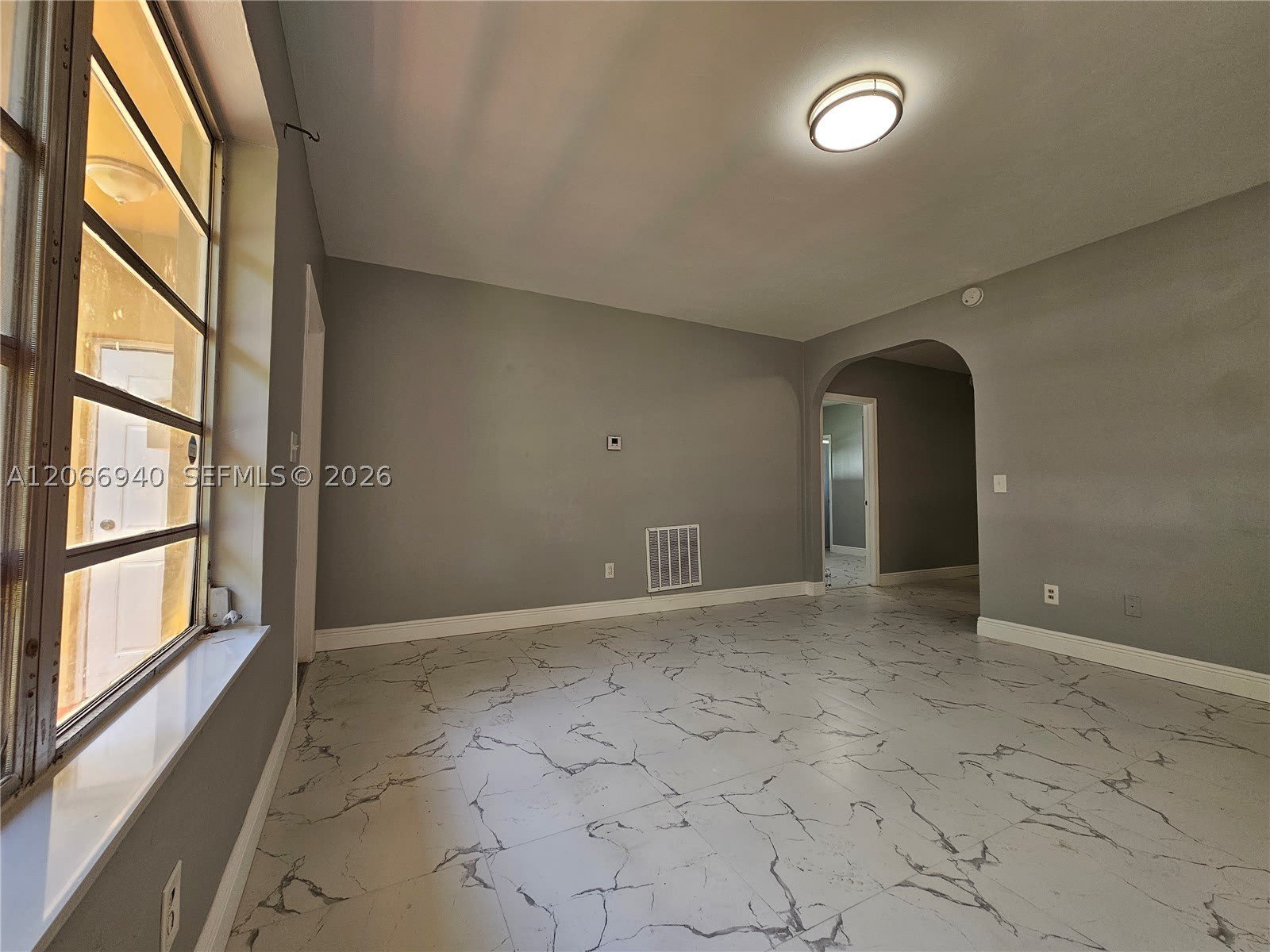 1929 NE 176th St – photo 4
