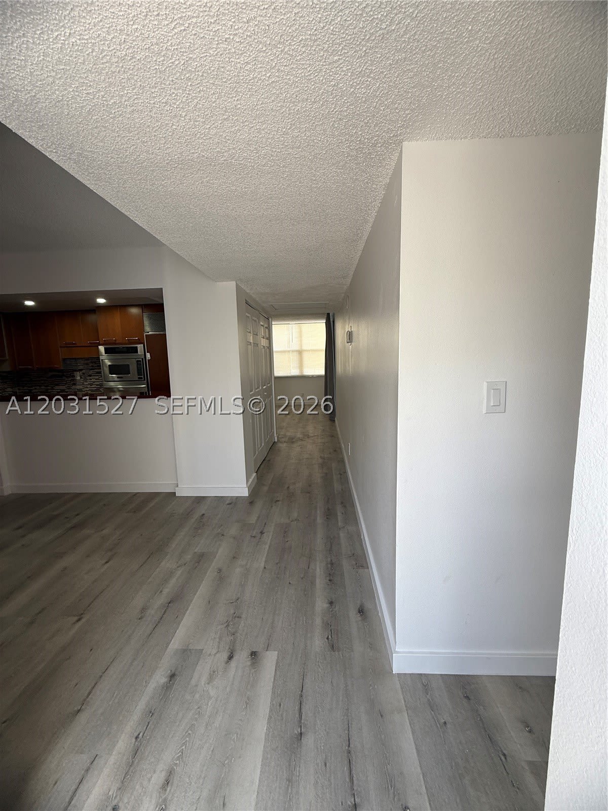 20200 W Country Club Dr – photo 4