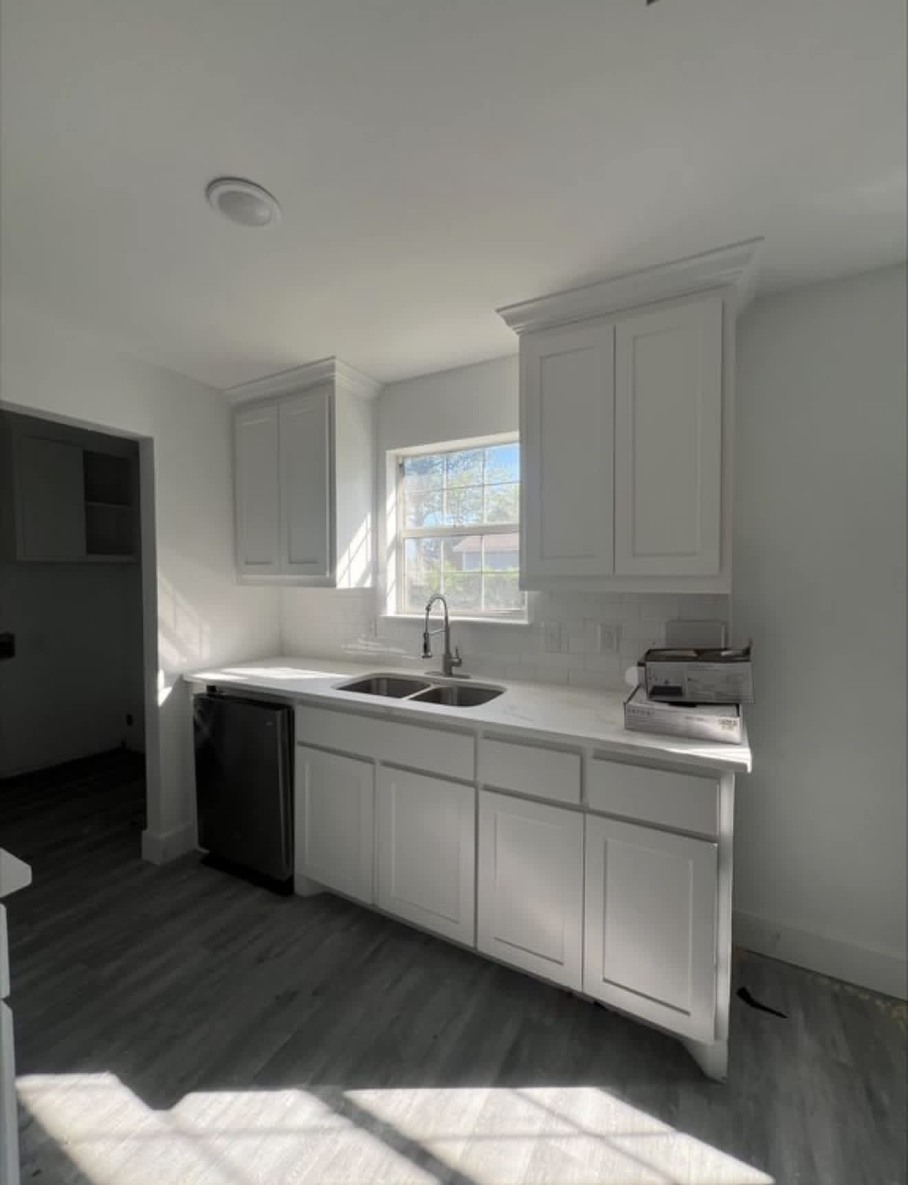 301 West Rochester Street – photo 1