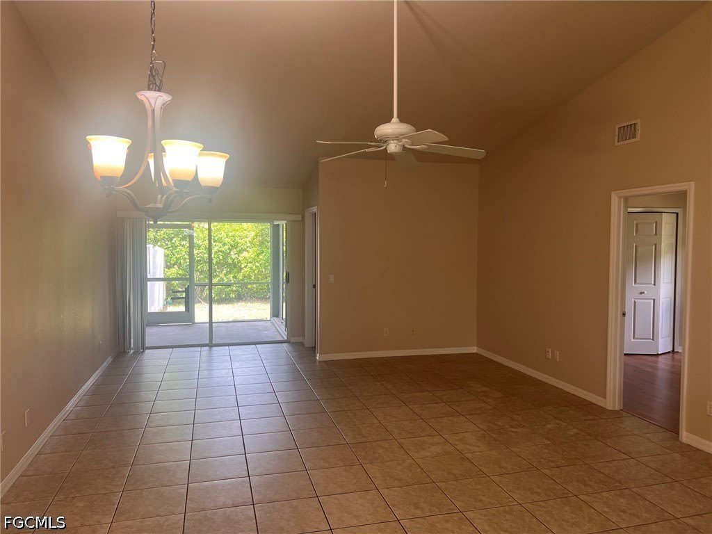 4618 SW 7th Place – photo 4