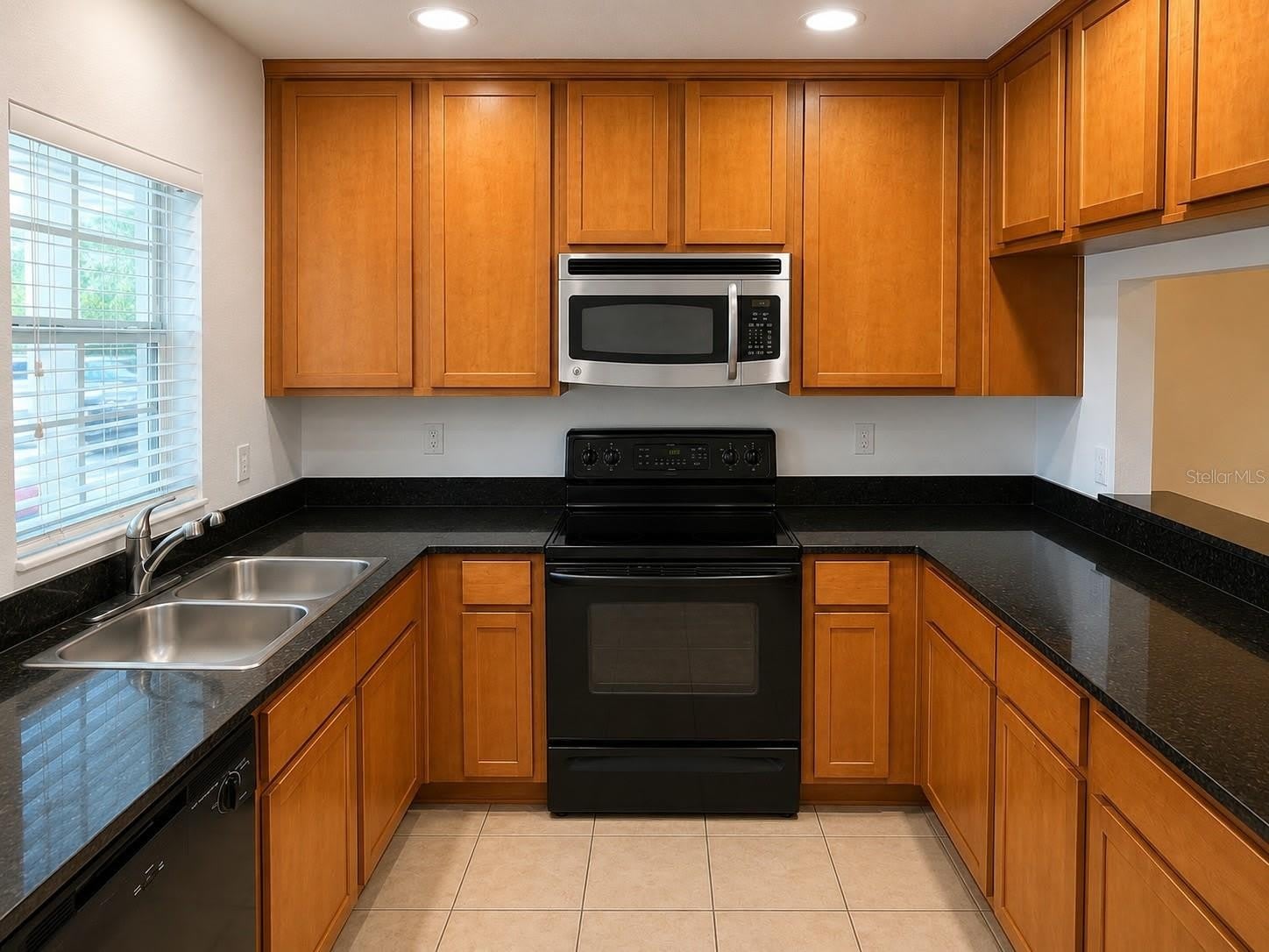 9410 CHARLESBERG Drive – photo 3