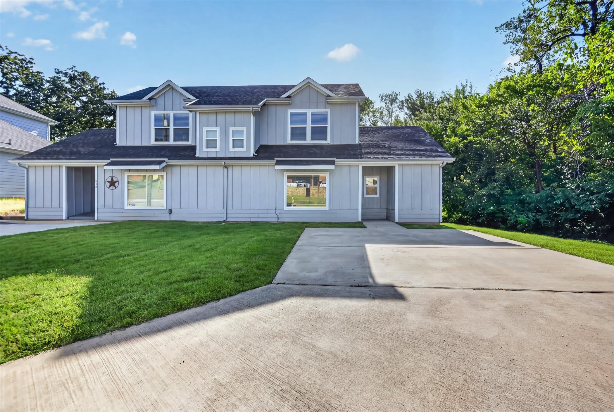 990 W 6th Avenue – photo 1