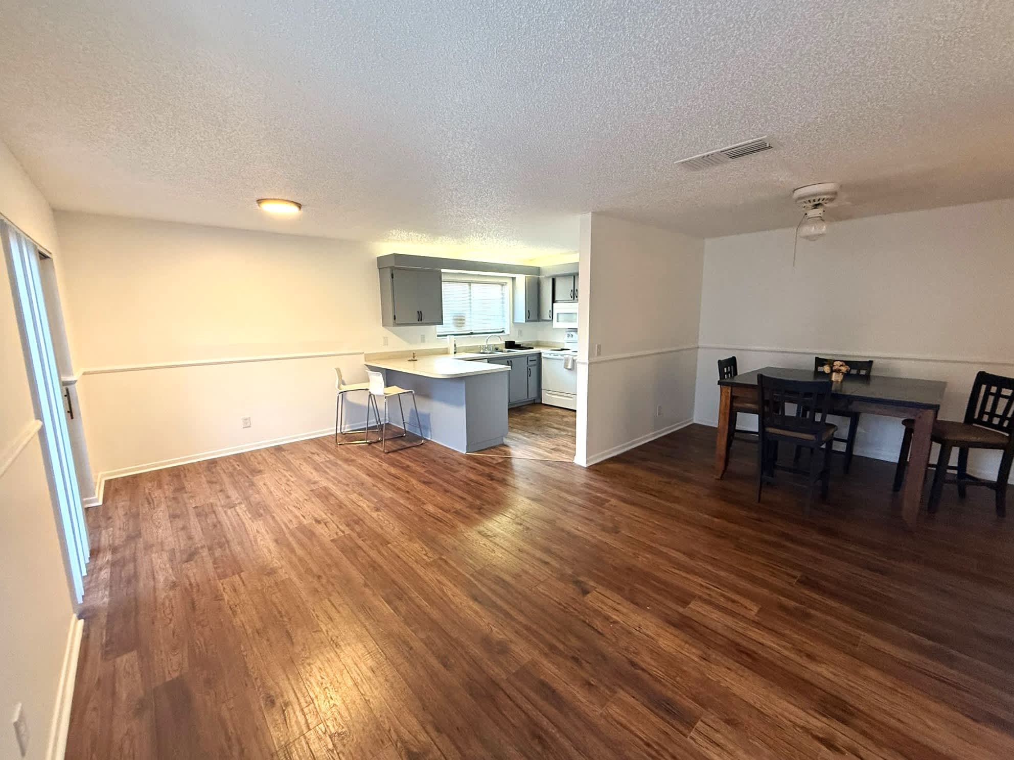 1406 Park Shore Circle #3 – photo 5