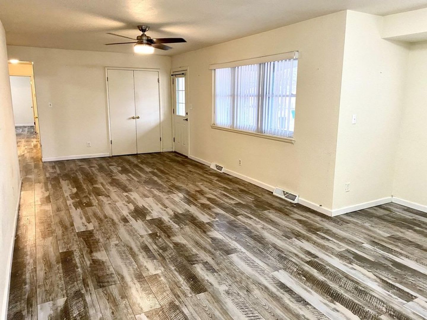 Beautiful 4 bed home! Waiting for You to Make it Home! This won’t last long! – photo 3