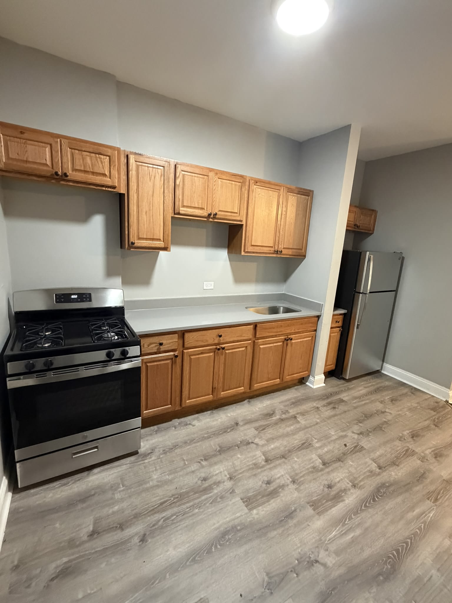 6930 S Wabash Ave – photo 2