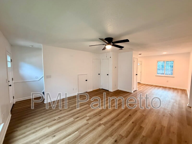1213 Grove Park Ln – photo 5