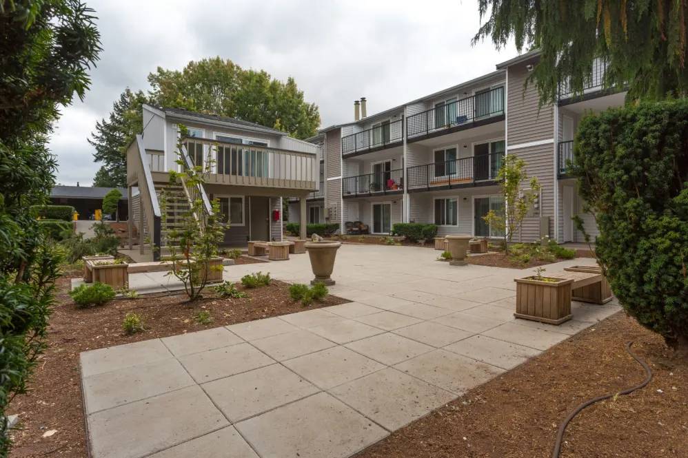 Solana Apartments – photo 4