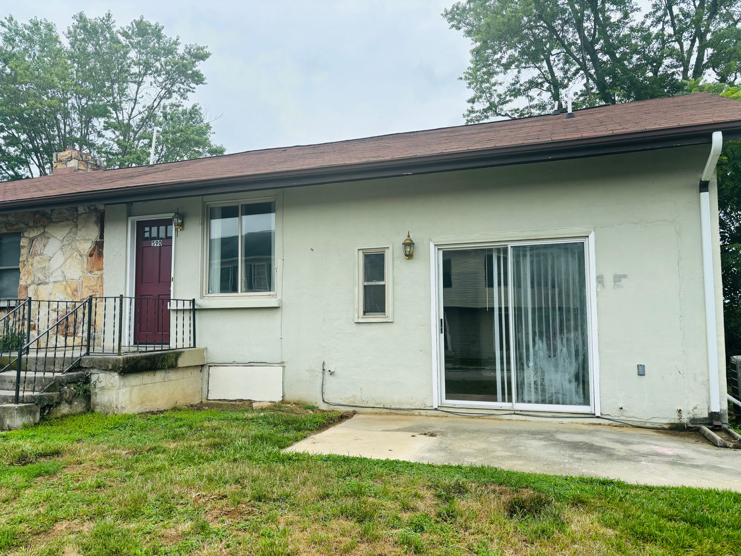 1 Bedroom 1 Bath Duplex – photo 4
