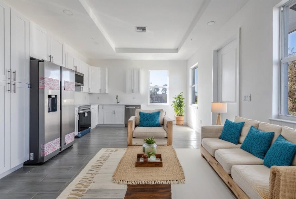 246 Rotonda Boulevard West Unit B – photo 4