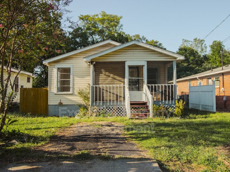 3708 42Nd Avenue – photo 1