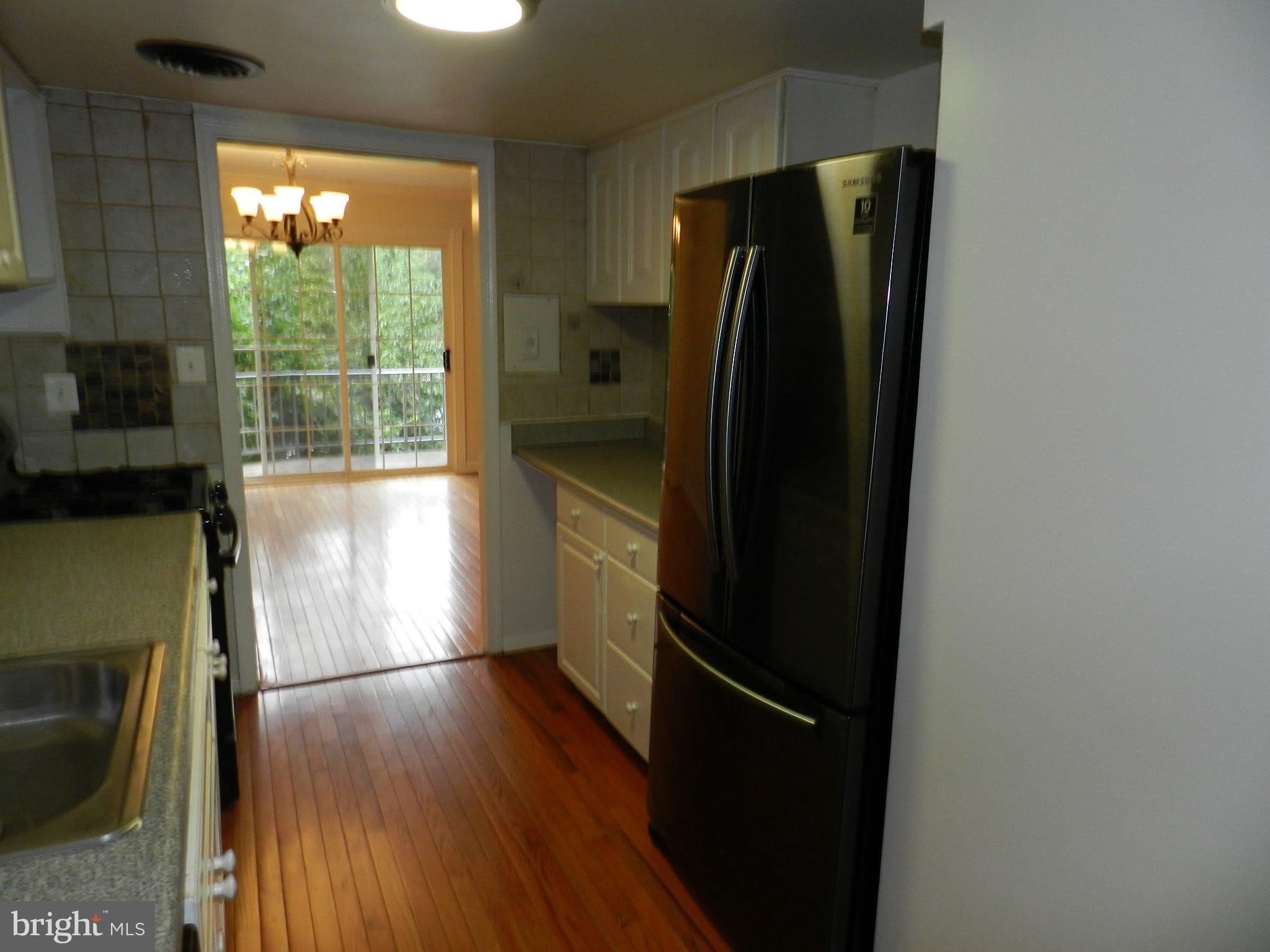 5956 WESTCHESTER PARK Drive – photo 5