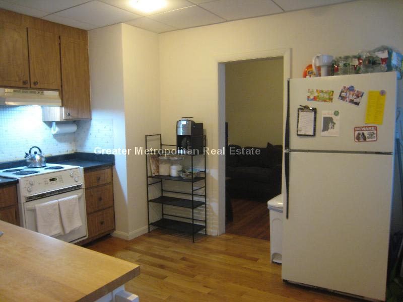 34 Charter St. – photo 3