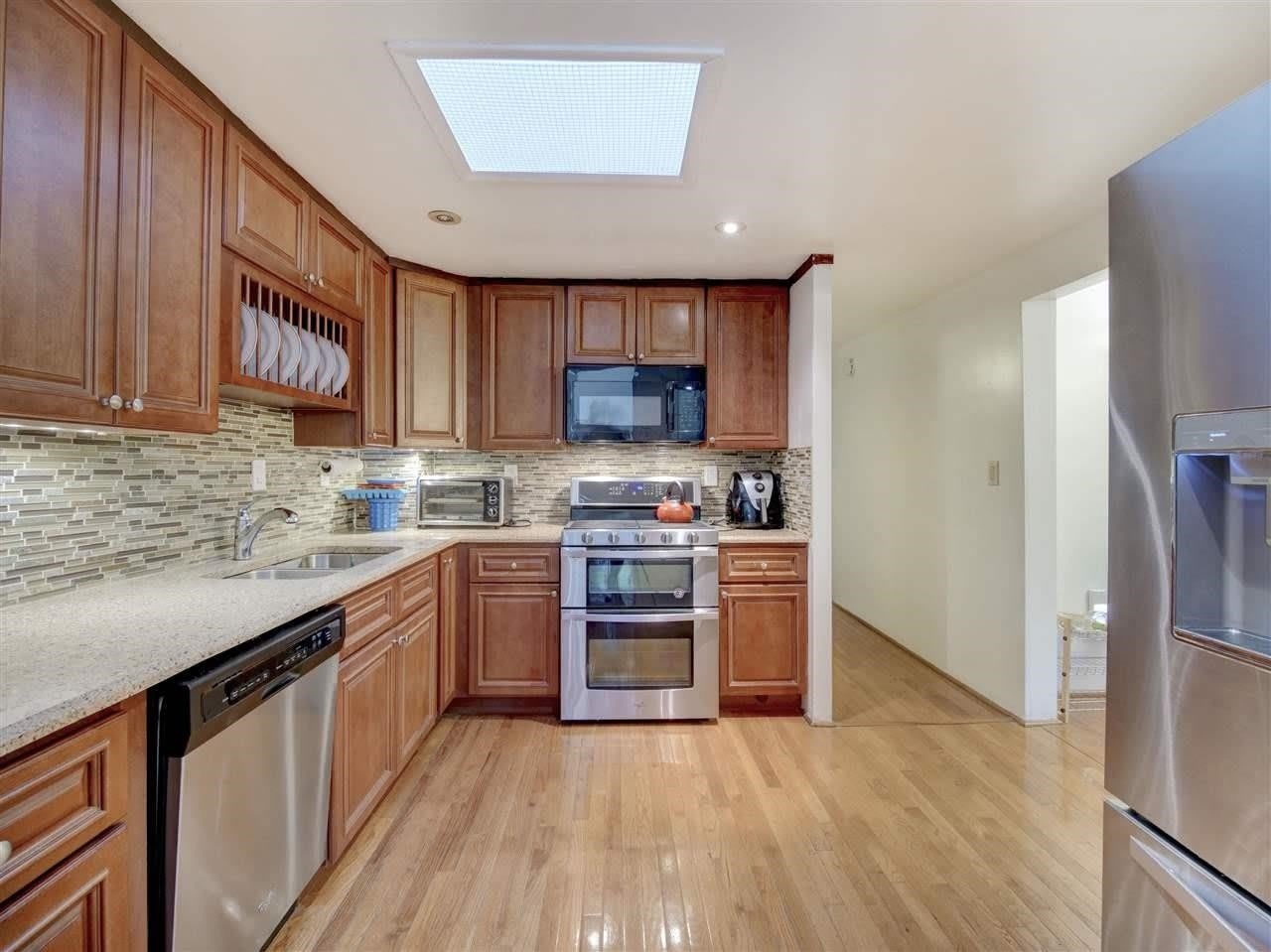 14 CHOPIN CT – photo 4