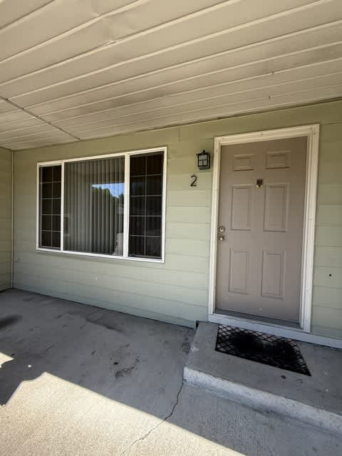2512 Crystal Springs Rd W #2 – photo 2