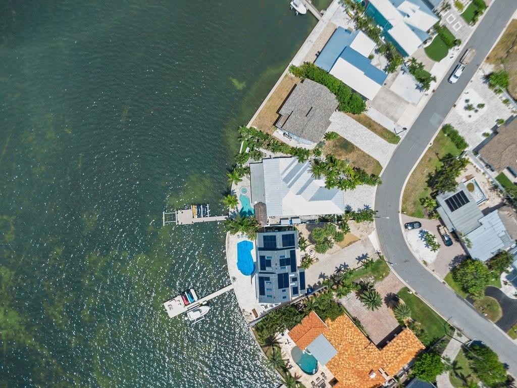 980 BOCA CIEGA ISLE Drive – photo 2
