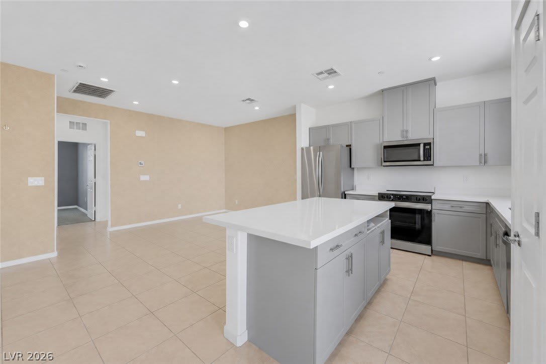 5684 Beguiling Falls Street – photo 5