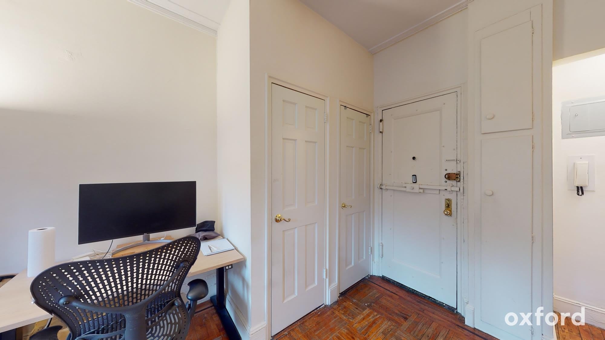 116 W 69th Street – photo 5