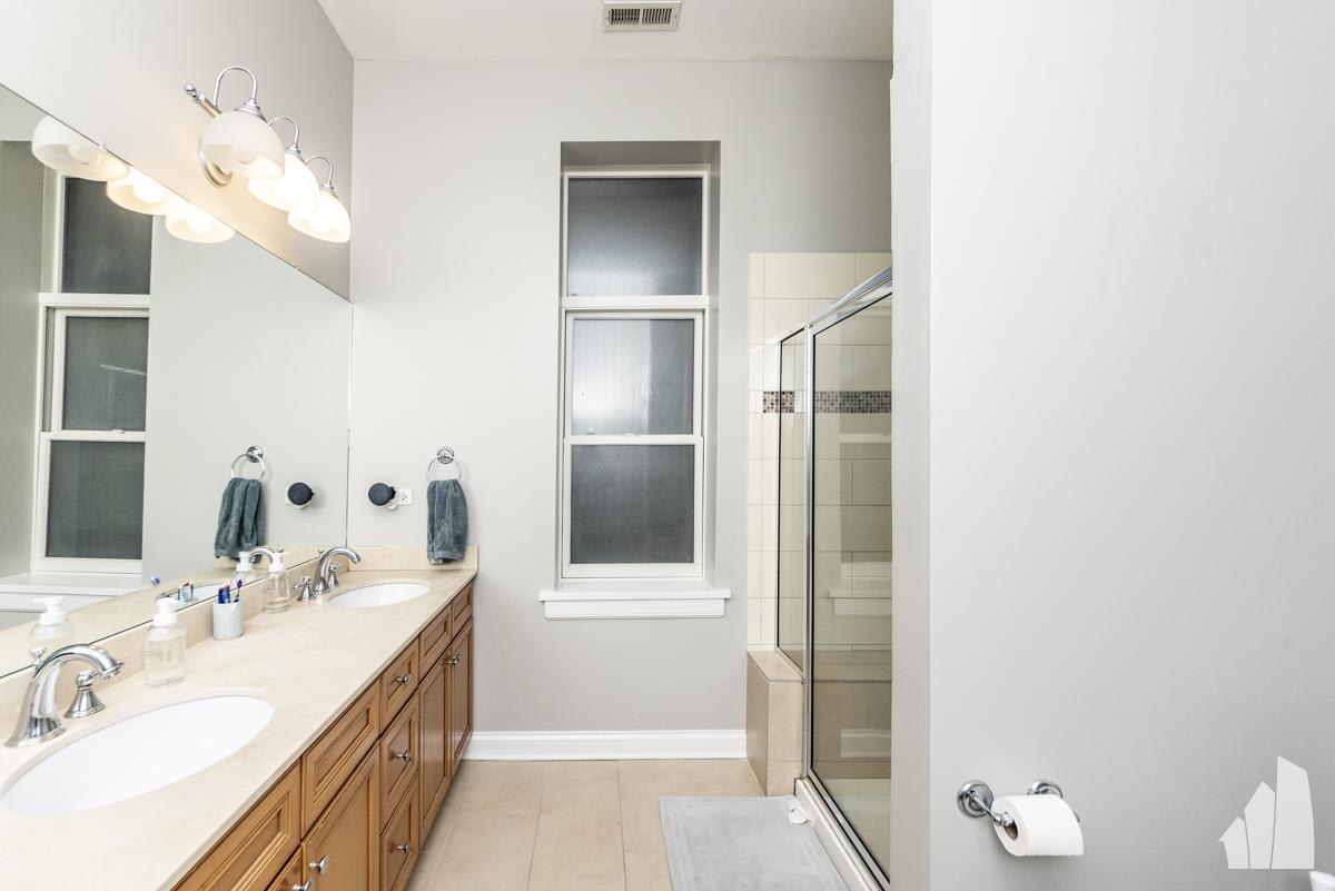 1815 N Milwaukee – photo 3