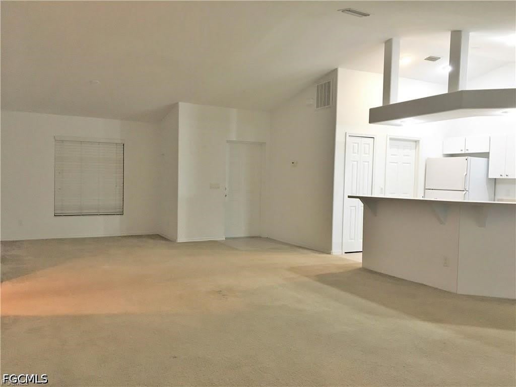 2221 SW 8th Place – photo 2