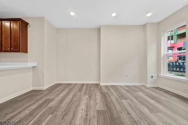 8 Jessica Ln – photo 5