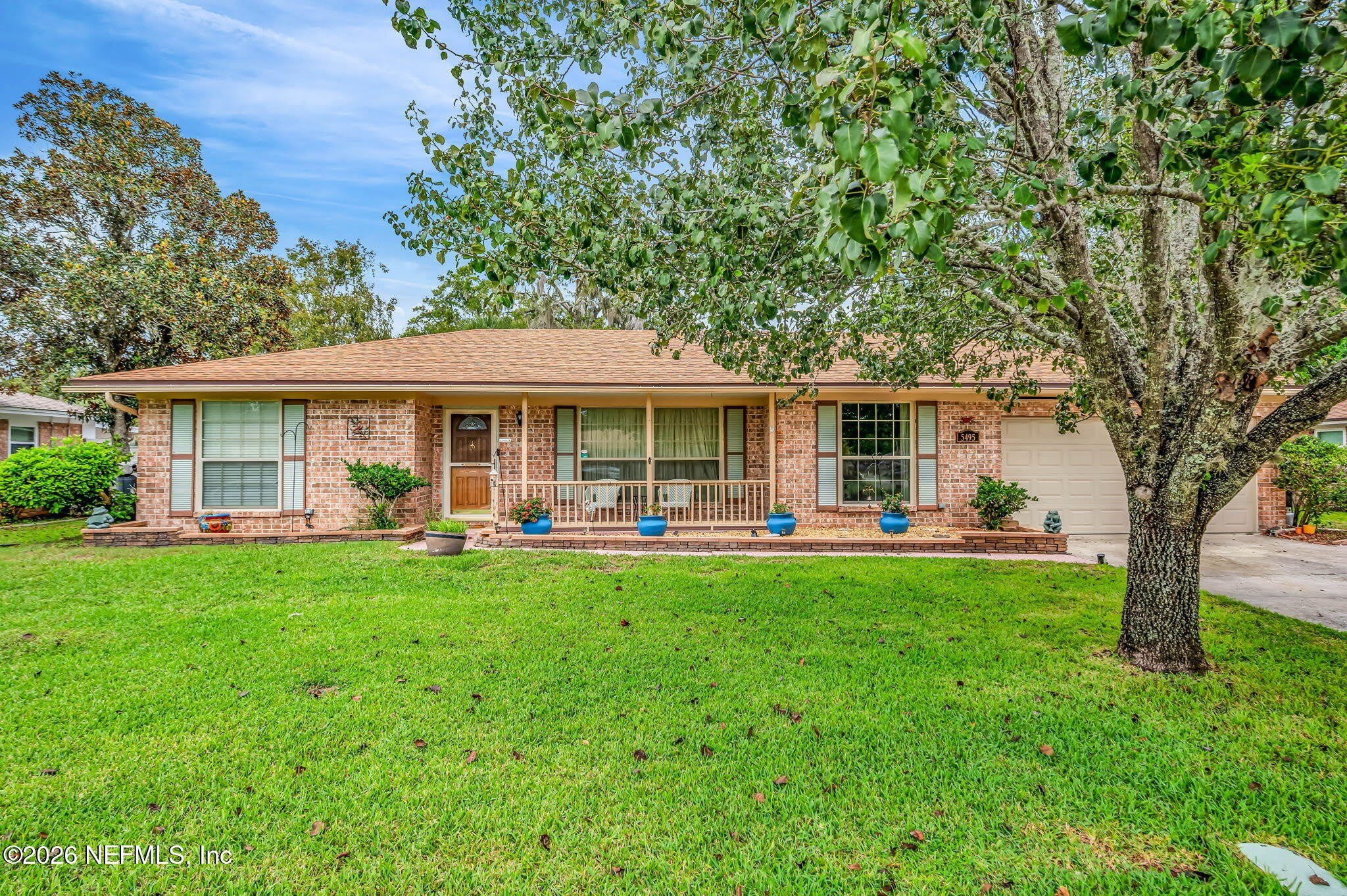 5495 FORREST Drive – photo 1