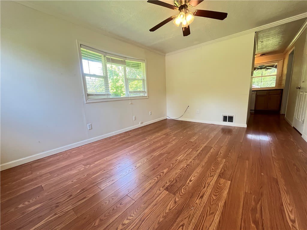 520 Etna Road – photo 3