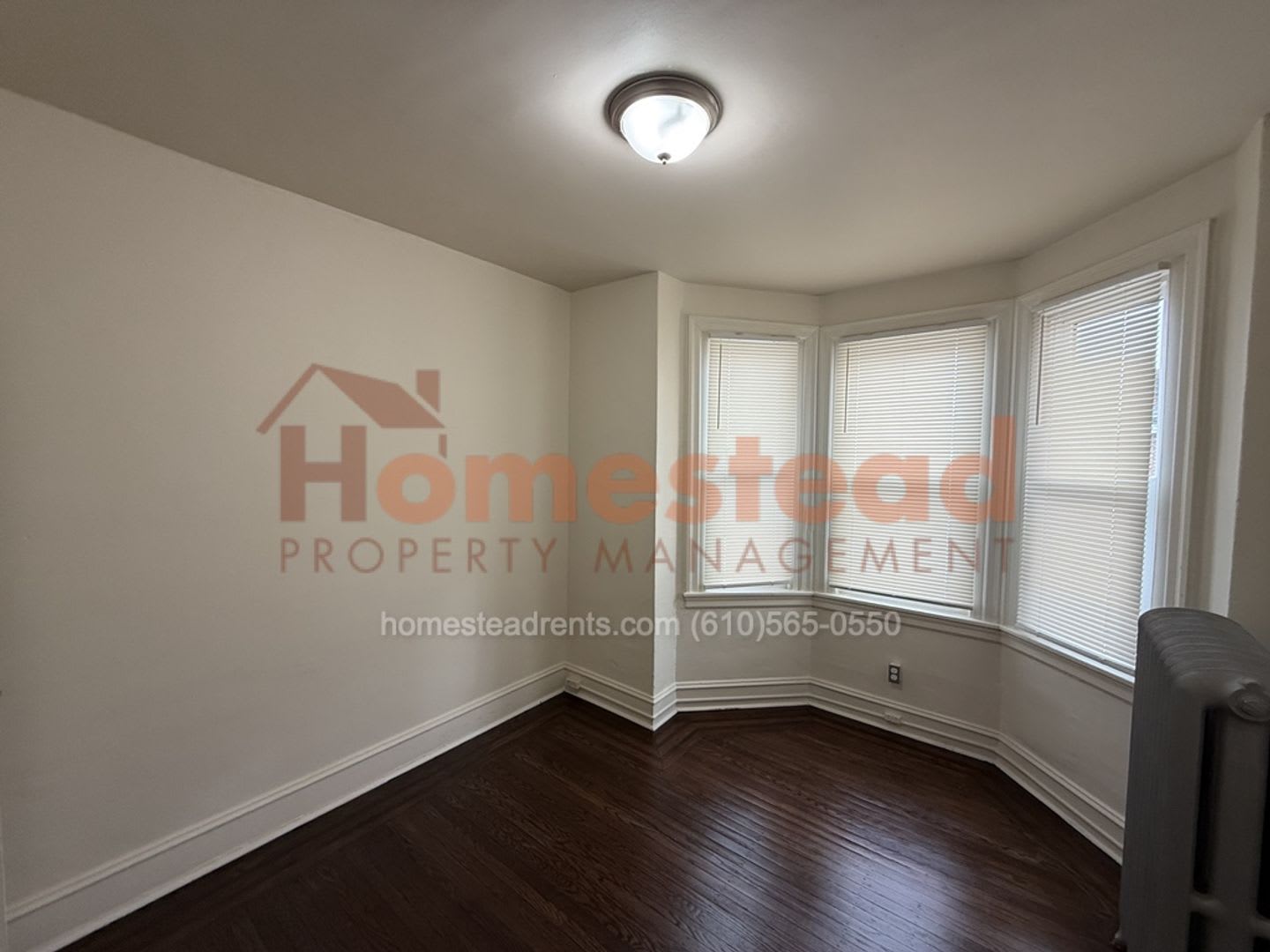 4 Bedroom Home In Upper Darby – photo 3