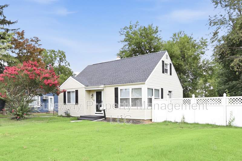 208 Knight Ave – photo 2