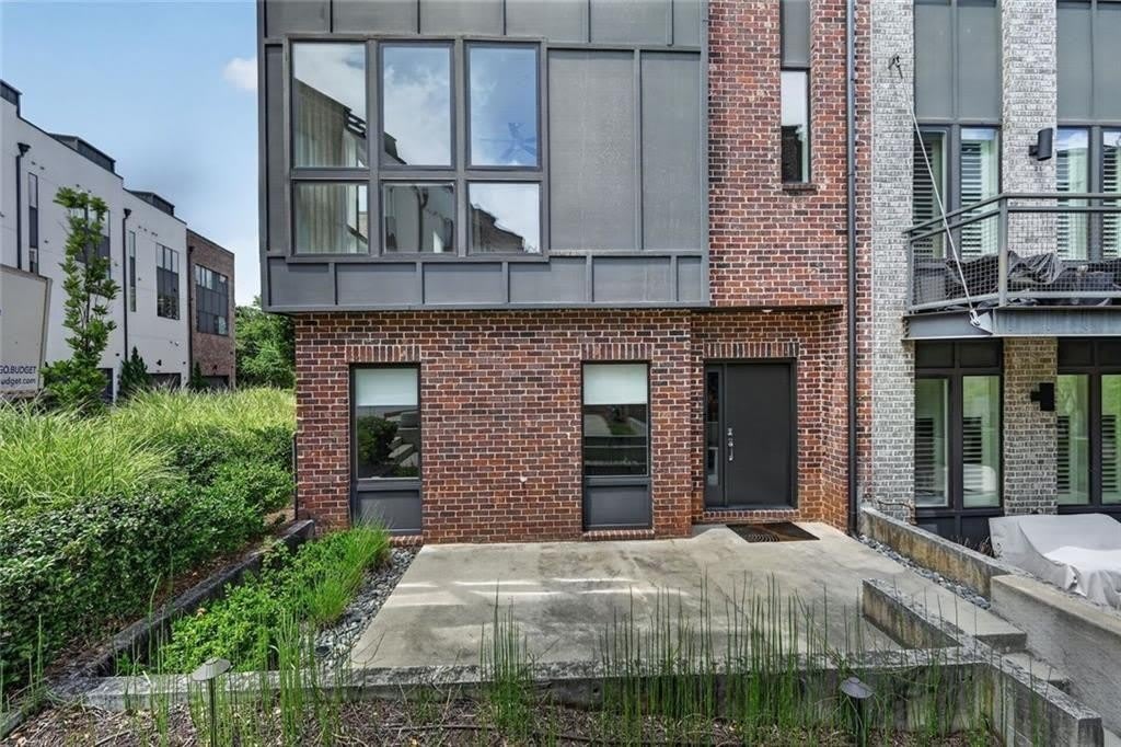 1214 Chelsea Circle – photo 2