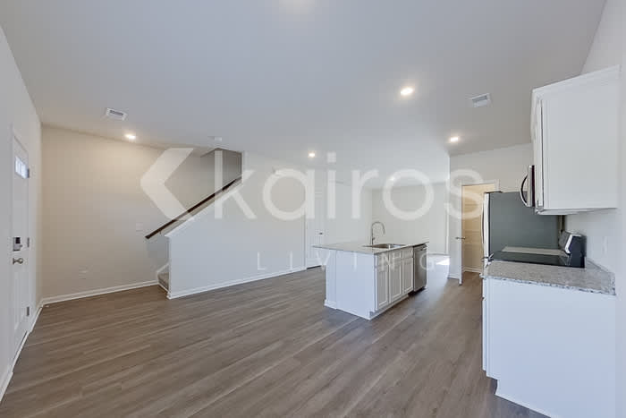 2461 Banyan Circle – photo 4